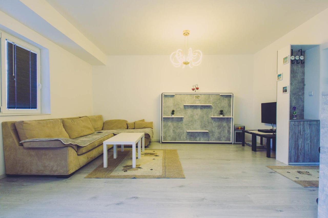 Hristovi Apartments سكوبجي المظهر الخارجي الصورة