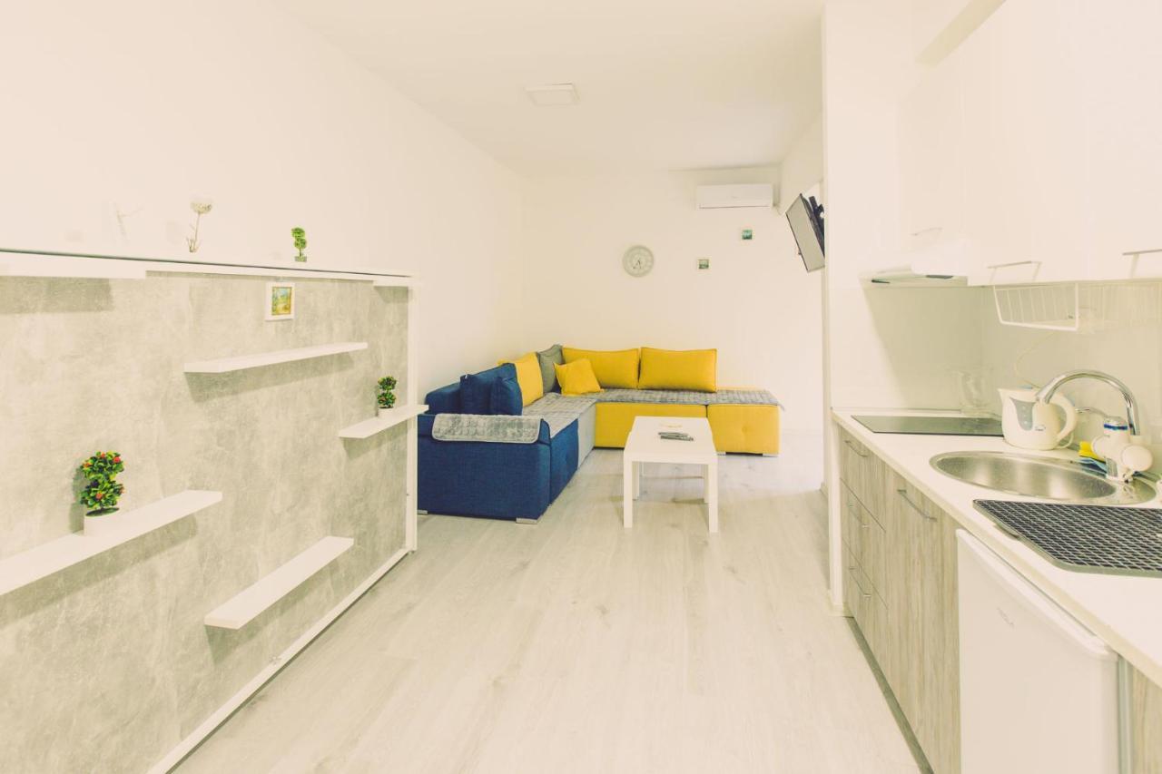 Hristovi Apartments سكوبجي المظهر الخارجي الصورة